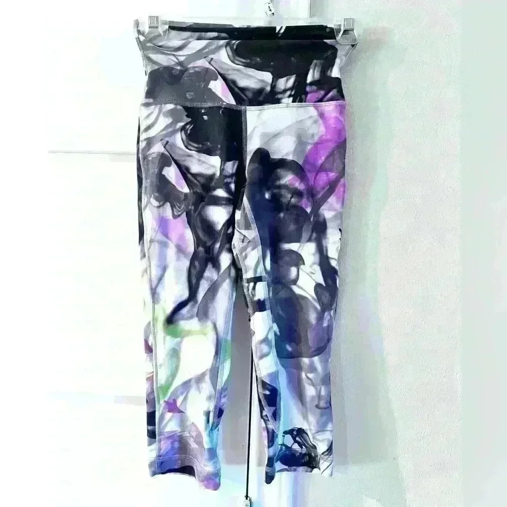 Women’s Lululemon Athletica Purple and Gray Capris- Size 2- EUC